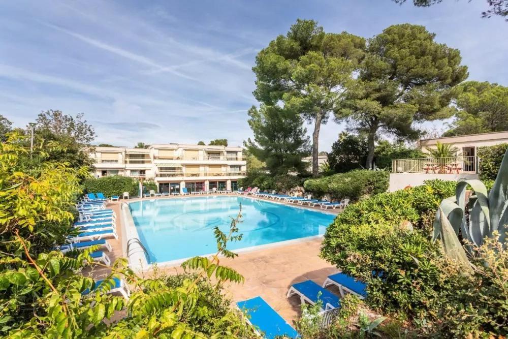 Residence Pierre Et Vacances De La Corniche D'Or Saint-Raphaël Exterior foto